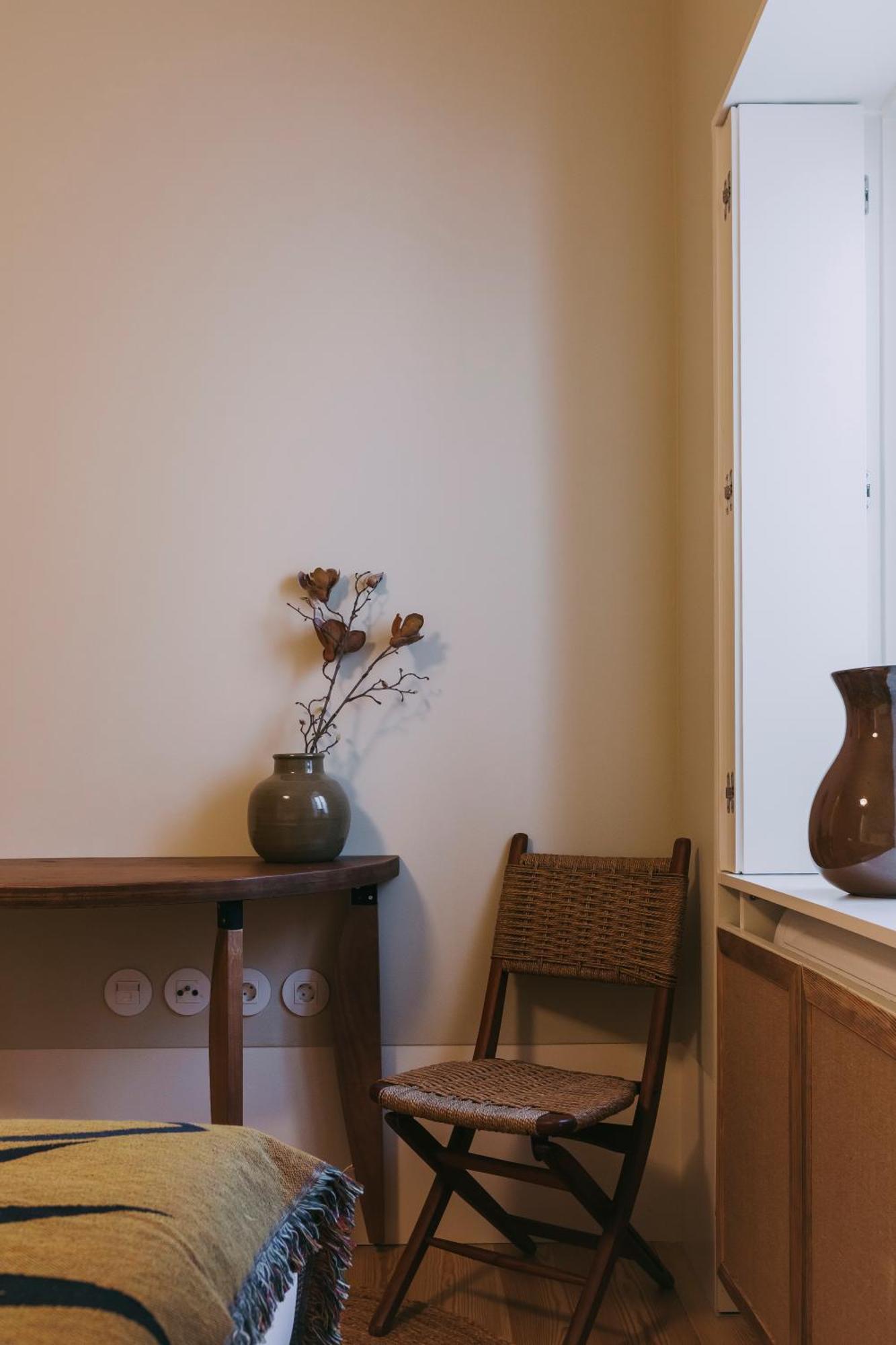 Village Aparthotel By Boa 波尔图 客房 照片 A wall painted with a light shade of beige